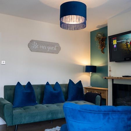 The Plumb Townhouse In Warwick Centre Villa Bagian luar foto