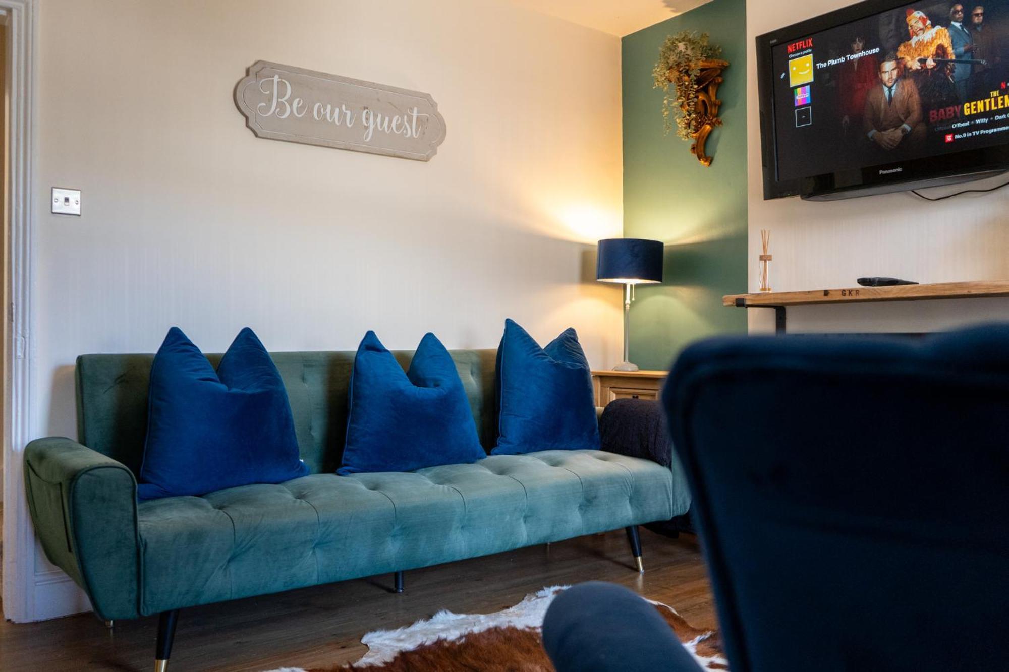 The Plumb Townhouse In Warwick Centre Villa Bagian luar foto