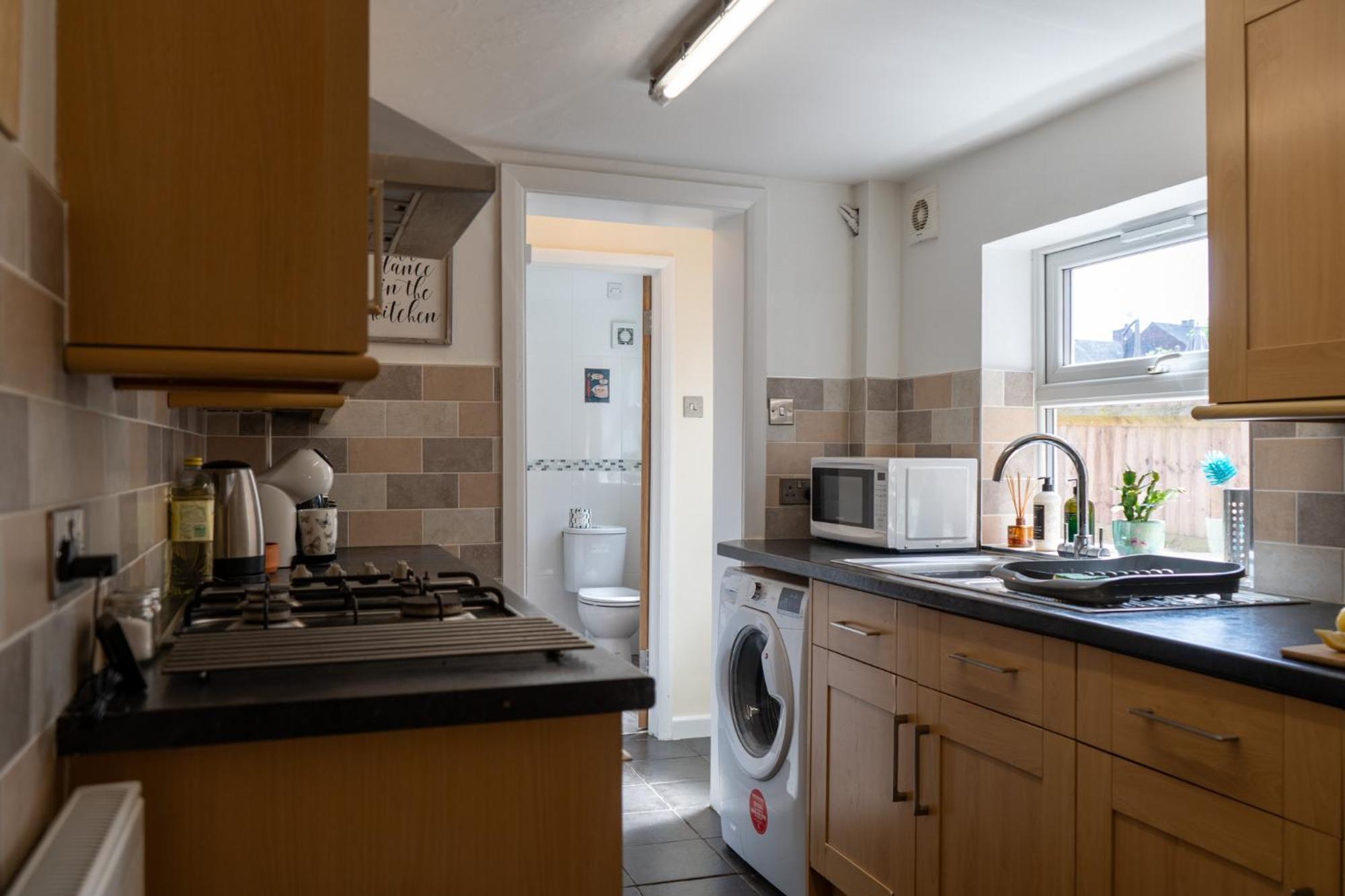 The Plumb Townhouse In Warwick Centre Villa Bagian luar foto